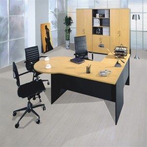 Melamin-Büromöbel (Laminatmöbel, MFC) für den australischen Markt, Schreibtische, Arbeitsplätze und Schränke